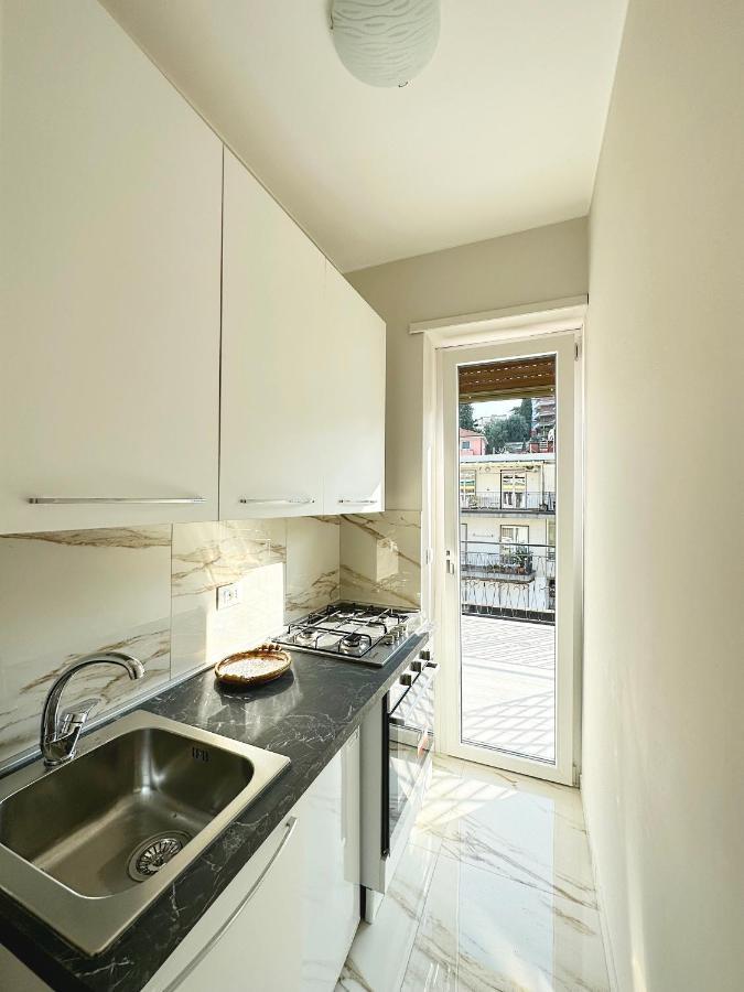 Wh - Un Posto Al Sole - Attico Monolocale Con Parcheggio Gratuito - 5 Minuti Dal Centro - Wifi Apartment Sanremo