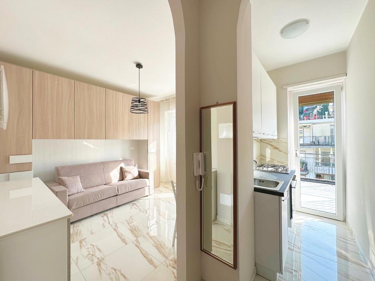 Wh - Un Posto Al Sole - Attico Monolocale Con Parcheggio Gratuito - 5 Minuti Dal Centro - Wifi * Sanremo